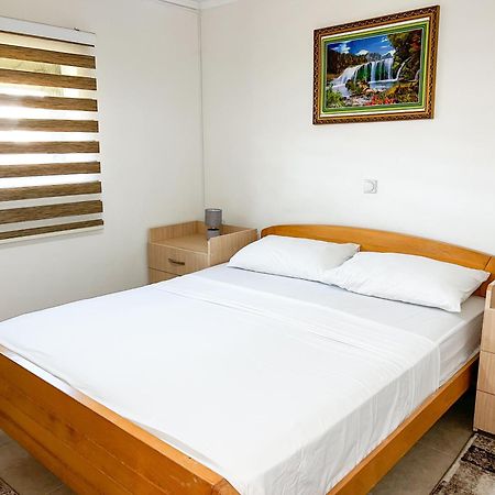 Hilja'S Oliven Garden Bungalows Улцинь Екстер'єр фото