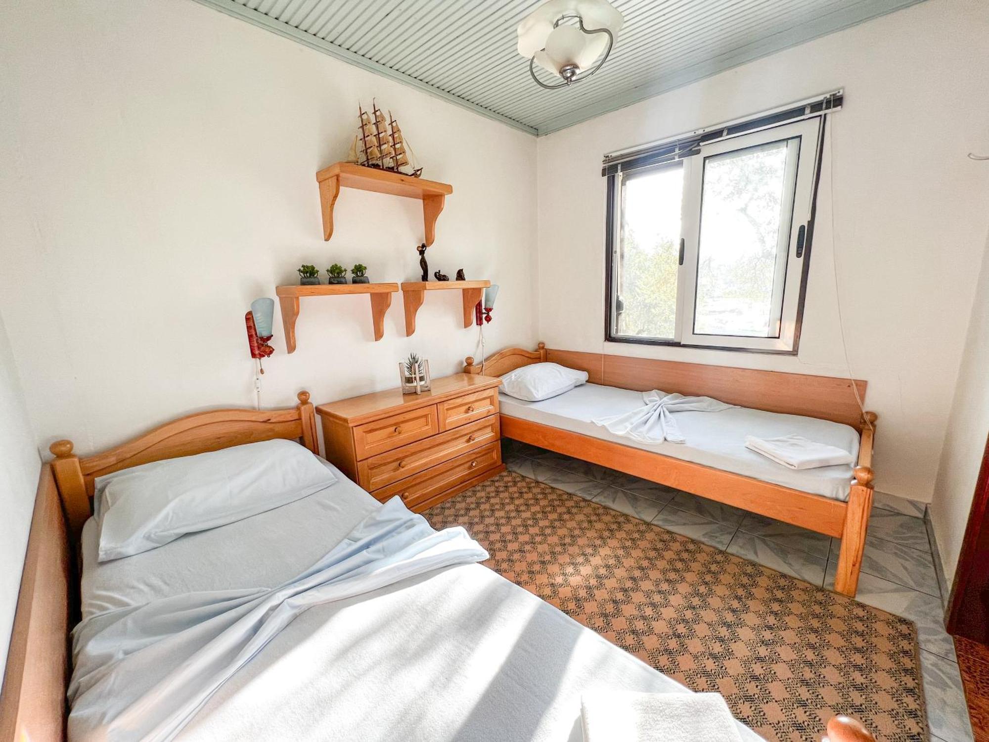 Hilja'S Oliven Garden Bungalows Улцинь Екстер'єр фото